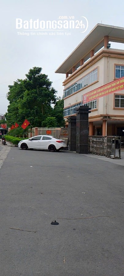 BÁN NHÀ 3.5 TẦNG GIÁ 2.4 TỶ RỘNG 43M2, Xã Phụng Châu, Huyện Chương Mỹ