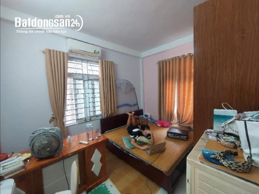 Nhà 3 Tầng-DT 47M²-MT 5,6M-Xóm Ngoài-Uy Nỗ-Đông Anh-Ô Tô-Giá Chỉ 3,3 Tỷ