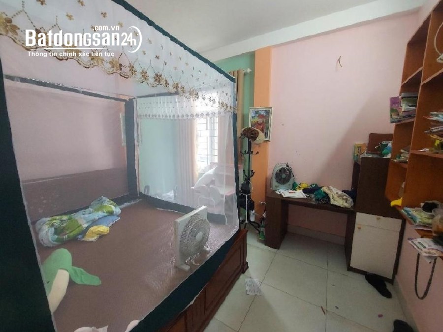 Nhà 3 Tầng-DT 47M²-MT 5,6M-Xóm Ngoài-Uy Nỗ-Đông Anh-Ô Tô-Giá Chỉ 3,3 Tỷ