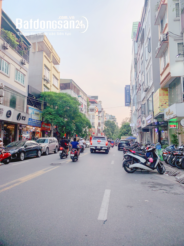 Nhất Vị Trí - Phố Trung Phụng - DT 30m - Cách Ô Tô 50m- chỉ 5.2 tỷ.