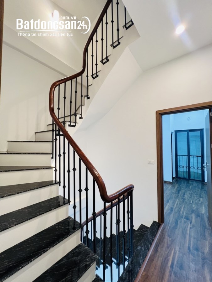 HIẾM!!! NHÀ, Khâm Thiên, Quận Đống Đa, KINH DOANH SẦM UẤT, CHỈ 8,5 tỷ