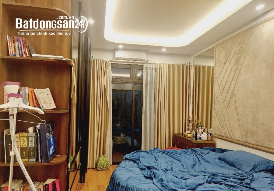 NHÀ ĐẸP THANH XUÂN, 60m2, 4.5 TẦNG, Giá 10.5 tỷ.