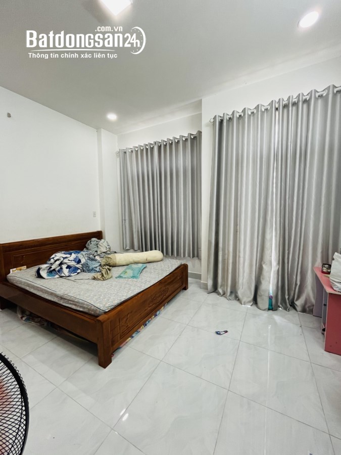 NHÀ THẠNH XUÂN-QUẬN 12- HẺM XE HƠI, 85M2, NGANG 4.6M, 4 TẦNG CHỈ  4 TỶ 950 