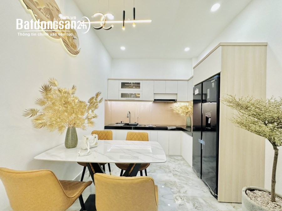 Nhà Hẻm Xe Hơi Nguyễn Du, Gò Vấp, 43m2, 3 Tầng, 4PN
