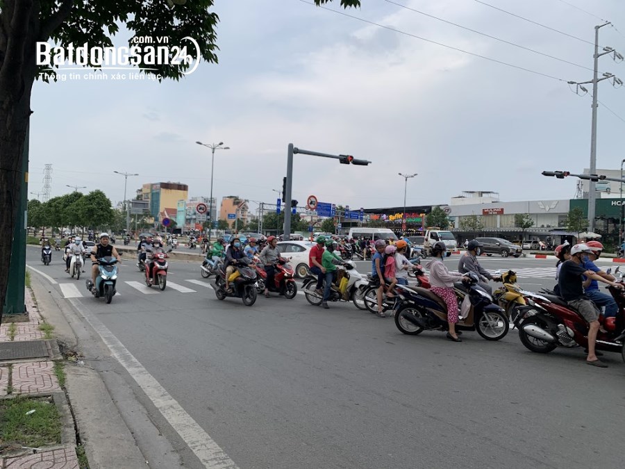 (Thủ Đức)bán đất gấp tặng nhà C4,hxh đường Linh Đông 130m2(5.5x26),5.95tỷ.