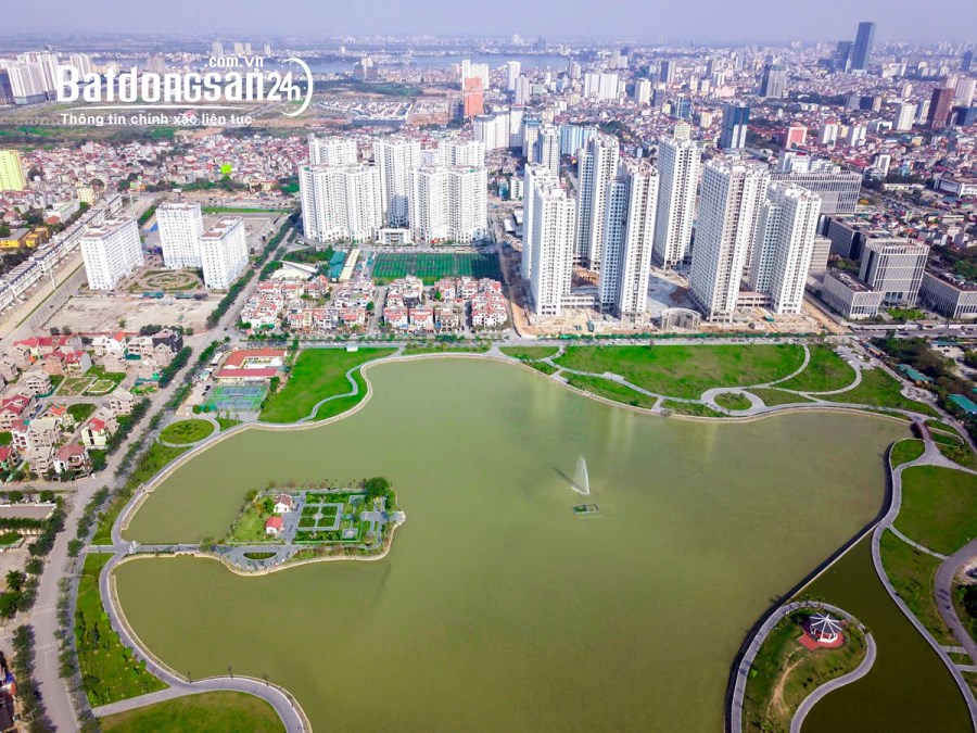 Bán biệt thự KĐT Thành Phố Giao Lưu 209m, 2 MT 11m mặt trước đường rộng mặt sau vườn 