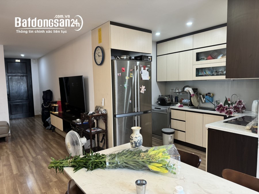 Bán căn hộ chung cư số 6 Đội Nhân, BĐ căn góc 110m 3PN tầng cao full đồ view Hồ Tây l