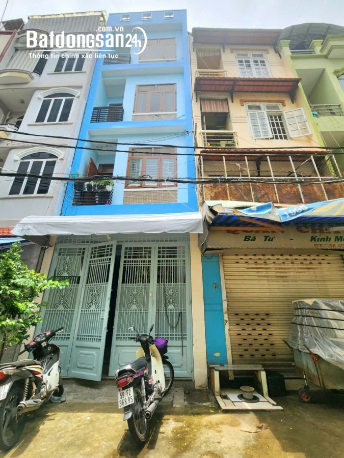 Bán nhà 2 mặt tiền trước sau, Hoàng Sa, P8, Q3.DT:3,7x12, 1tr3l, giá:19 tỷ