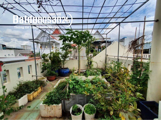 nhà mặt tiền đường số,Lê Thị Hoa,3tầng chủ ở và 2tầng 20phòng trọ,200m2(8X25),9.4tỷ.