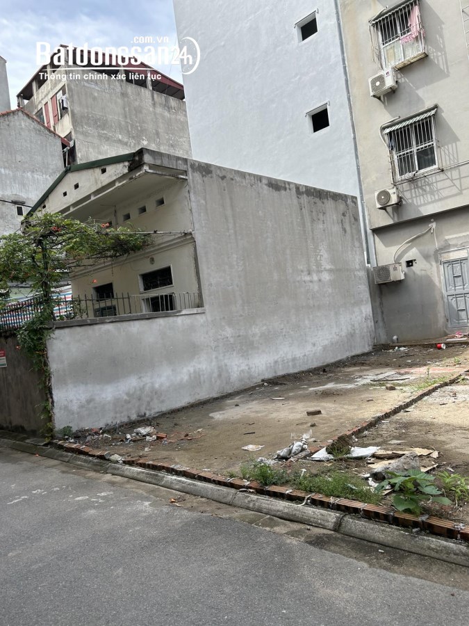 Bán đất Trâu Quỳ/Ngô Xuân Quảng-57m2 mtien 4.1m oto,2 mặt thoáng.0982852808