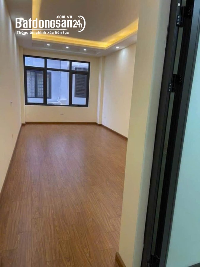 Cho thuê nhà  Vương Thừa Vũ - Thanh Xuân - 50m - 5 tầng - 16 triệu 