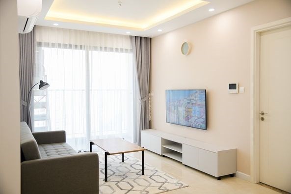 Cho thuê căn hộ 2PN, 2WC hướng hồ tòa C7 chung cư Vinhomes D'capital đủ nội thất