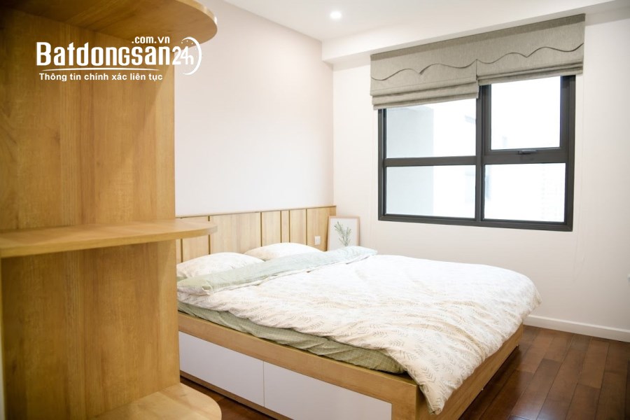 Cho thuê căn hộ 2PN, 2WC hướng hồ tòa C7 chung cư Vinhomes D'capital đủ nội thất