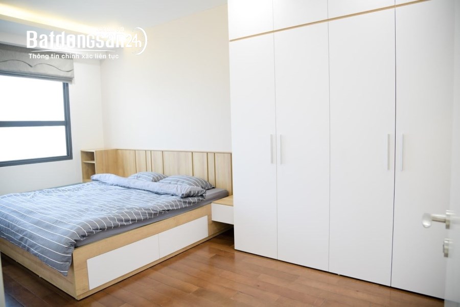 Cho thuê căn hộ 2PN, 2WC hướng hồ tòa C7 chung cư Vinhomes D'capital đủ nội thất