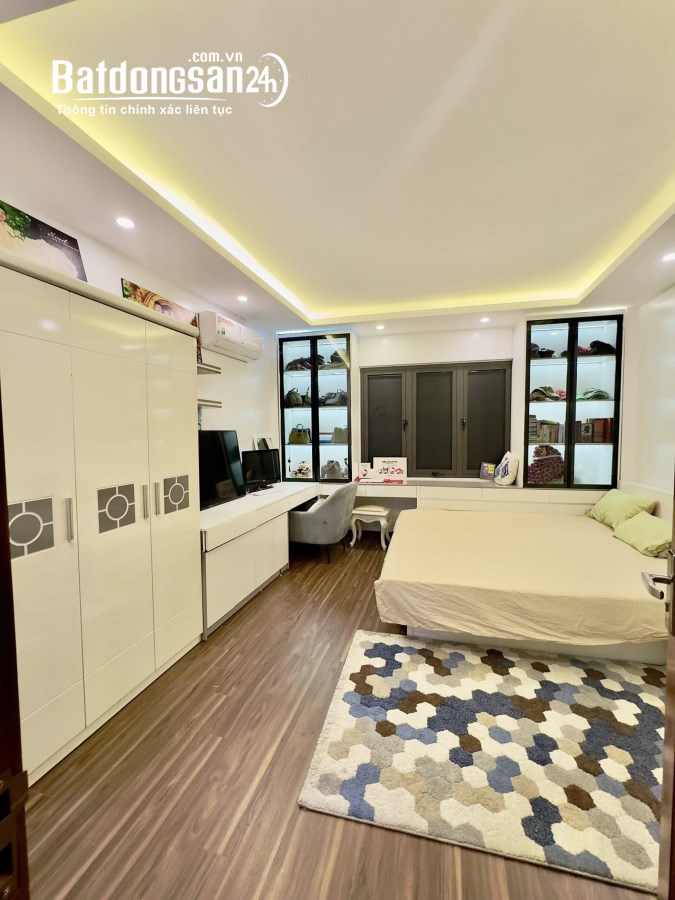 NHÀ DÂN 37M2 X 4T Ở NGAY_5.2TỶ Đường Lê Duẩn, Phương Liên, Quận Đống Đa