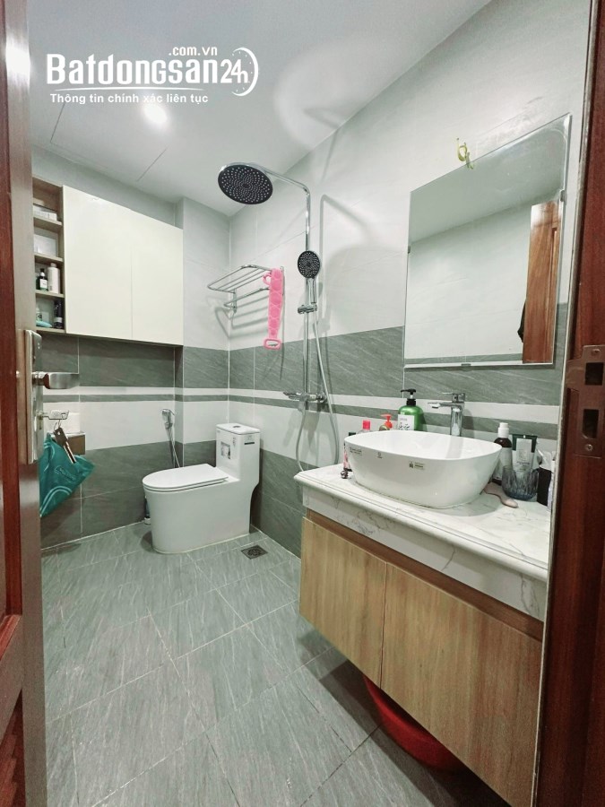 NHÀ DÂN 37M2 X 4T Ở NGAY_5.2TỶ Đường Lê Duẩn, Phương Liên, Quận Đống Đa