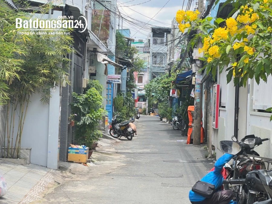 Bán nhà Đường 19, Phường Linh Chiểu, Tp Thủ Đức  TRUNG TÂM LINH CHIỂU, THUẬN TIỆN RA 