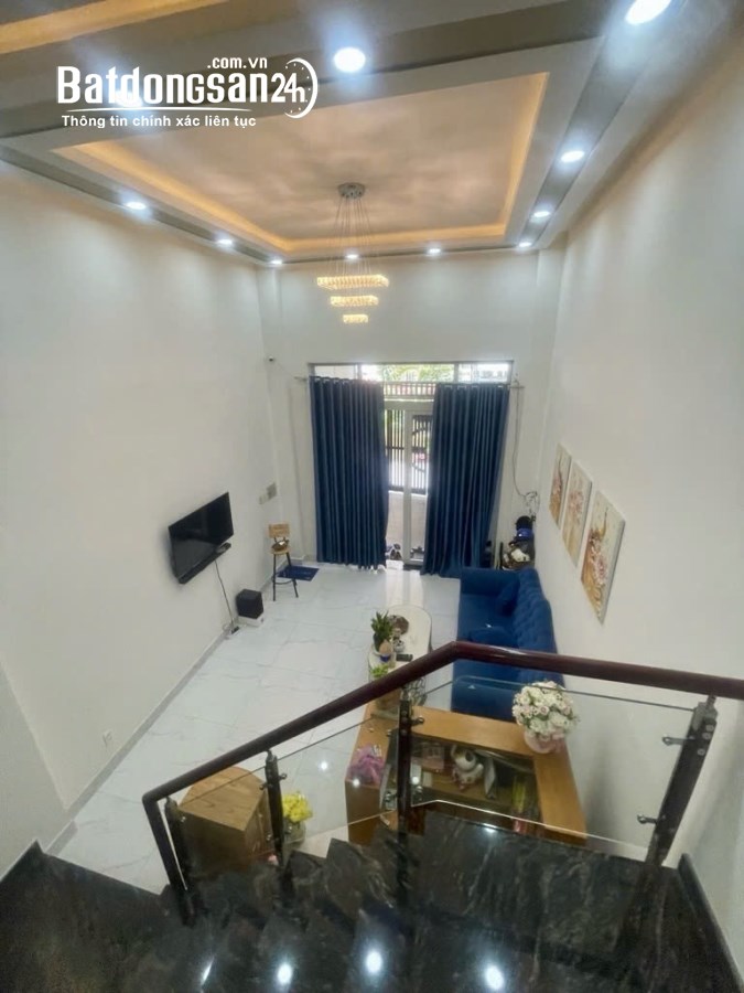Bán nhà Đường 19, Phường Linh Chiểu, Tp Thủ Đức  TRUNG TÂM LINH CHIỂU, THUẬN TIỆN RA 