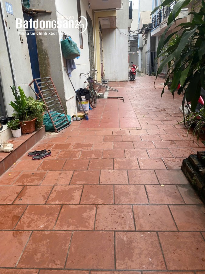 Bán gấp nhà Yên Nghĩa tổ 13, 40m2, 3 tầng, oto lùi cửa, giá hơn 4 tỷ