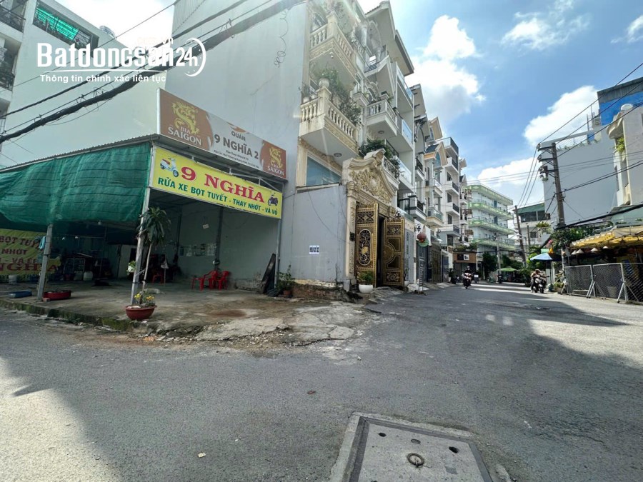 Bán nhà hẻm 364 Dương Quảng Hàm P5, DT 5x17m(NH8,6m), cấp 4. Giá 12.5 tỷ