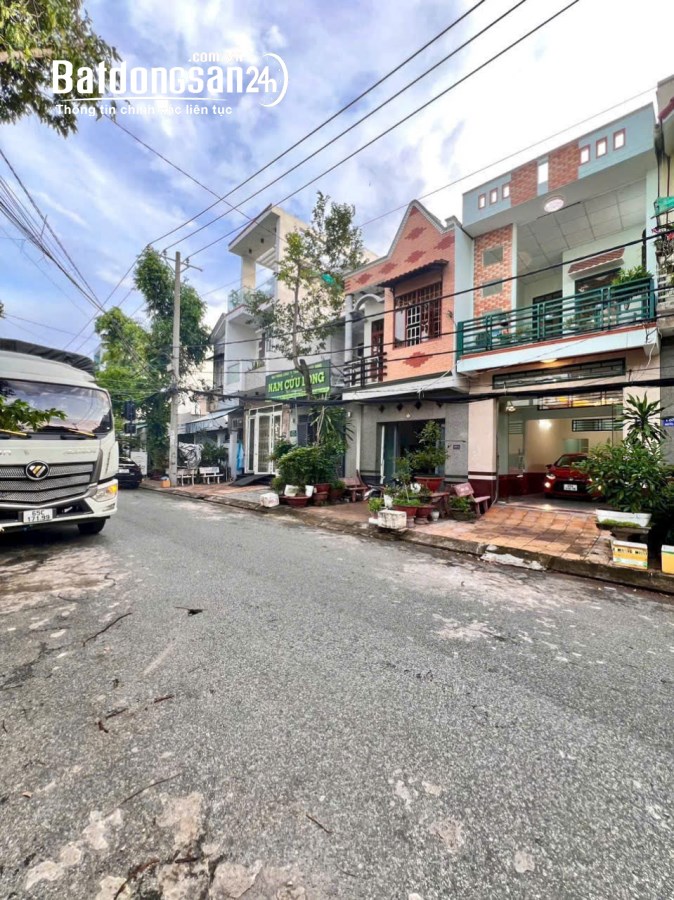 NHÀ TRỆT LẦU - LỘ NHỰA 7M - HẺM 188 NGUYỄN VĂN CỪ (ĐƯỜNG VÀO CÔNG AN Q.NINH KIỀU)