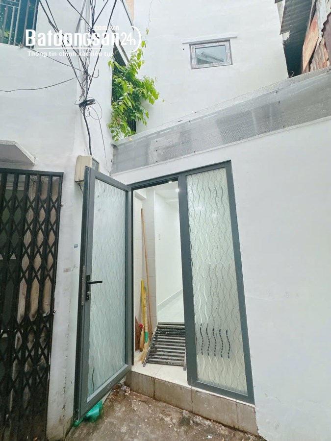 Bán căn nhà MẶT TIỀN 5T, Phan Tây Hồ, Phường 7, Phú Nhuận, chỉ 6,2 tỷ