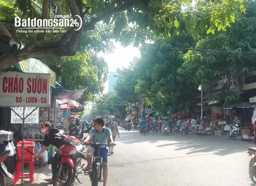 Nhà 4 lầu, 4PN, oto vào nhà, ngay chợ Nguyễn Sỹ Sách, 7 tỷ 490