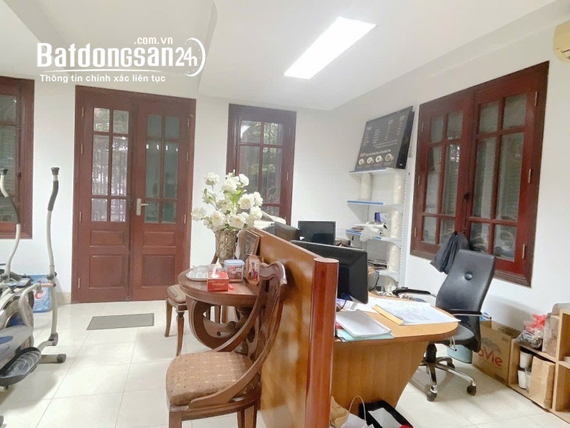 Biệt thự Vườn Đào, Tây Hồ. 285m2, 4 tầng, MT 26m, giá 216 tỷ  VỊ THẾ ĐẲNG CẤP 