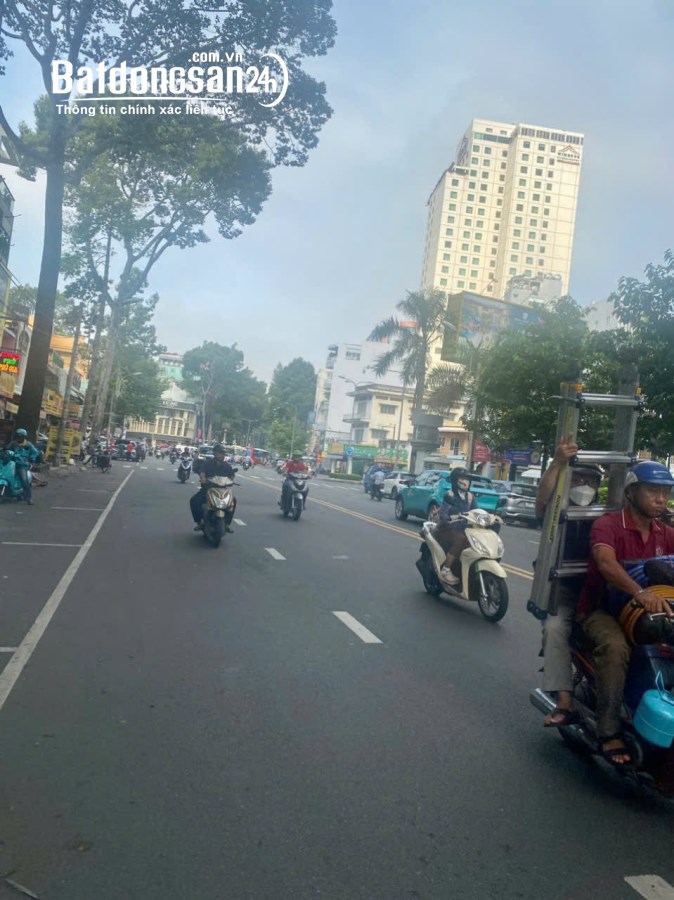 Bán nhà mặt phố Đường An Dương Vương, Phường 9, Quận 5