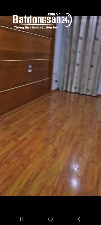 Cho Thuê nhà ô tô tránh - căn góc Lạc Long Quân, Tây Hồ 55m x 5T giá 35tr