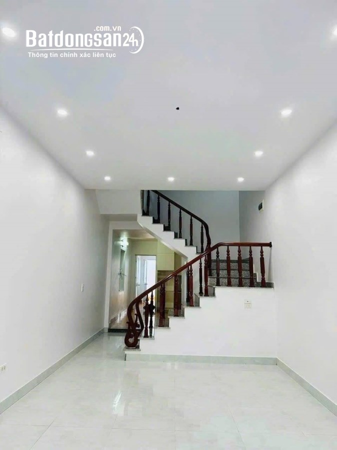 Bán nhà 116m2 mặt ngõ đường Ngọc Uyên, ph Ngọc Châu, TP HD, 2.5 tầng, 3 ngủ, giá tốt