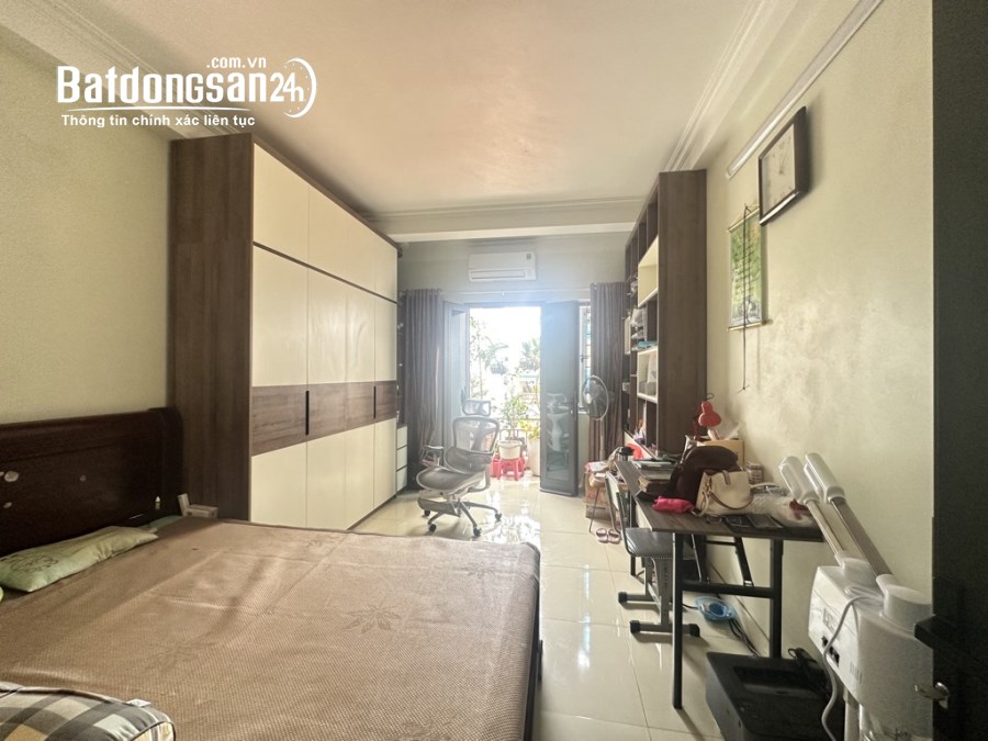 Bán nhà 19/5 Văn Quán 47m2 5 tầng dân xây, ngõ nông ô tô gần 8.2 tỷ.