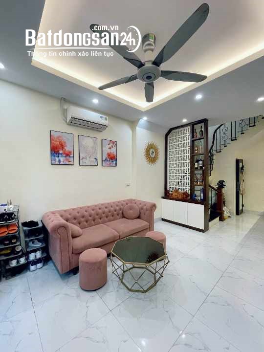 Bán Nhà Ngõ 268/56 Ngọc Thụy, Long Biên, 31m2, 5Tầng, Phân Lô, Ô TÔ, Full nội thất
