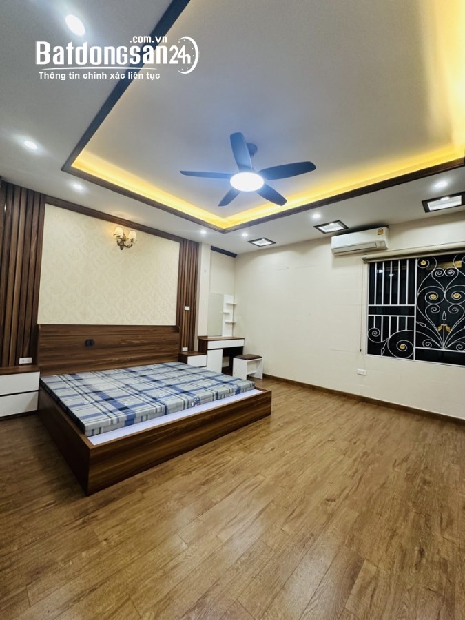 B.ÁN NHÀ NGUYỄN LƯƠNG BẰNG – ĐỐNG ĐA – MẶT PHỐ - VỈA HÈ RỘNG – KINH DOANH SẦM UẤT – G