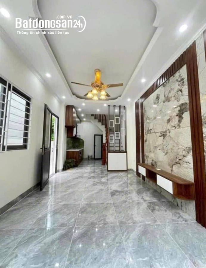 BÁN NHÀ 4 TẦNG GIÁ 2,6 TỶ DIỆN TÍCH 37M2, GIỮA TRUNG TÂM BIÊN GIANG