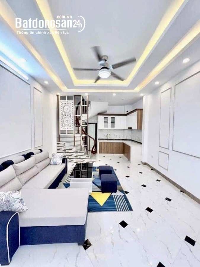 SIÊU HÓT_33m2*5 TẦNG DÂN XÂY_50M RA Ô TÔ_ GẦN HỒ LINH QUANG_5.5 TỶ