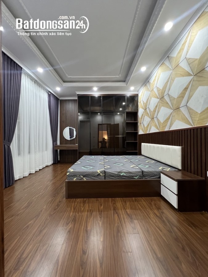 B.ÁN NHÀ TRẦN HƯNG ĐẠO - HOÀN KIẾM – BA BƯỚC RA PHỐ - NHÀ ĐẸP Ở NGAY – NHỈNH 10 TỶ