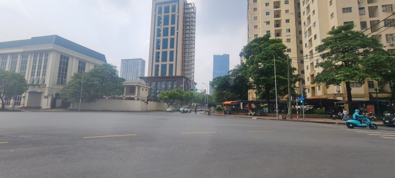 Bán nhà Trích Sài, Tây Hồ. 783m2, MT 80m, giá 500 tỷ  SIÊU VIP LÔ GÓC VIEW HỒ TÂY 
