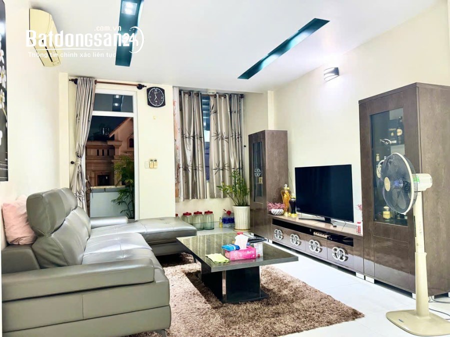 Bán nhà mặt phố Đường 36, Phường Tân Quy, Quận 7
