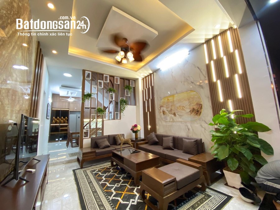NHÀ XÂY MỚI PHỐ TÔN ĐỨC THẮNG, Đống Đa, 30M RA Ô TÔ_6,1 TỶ 