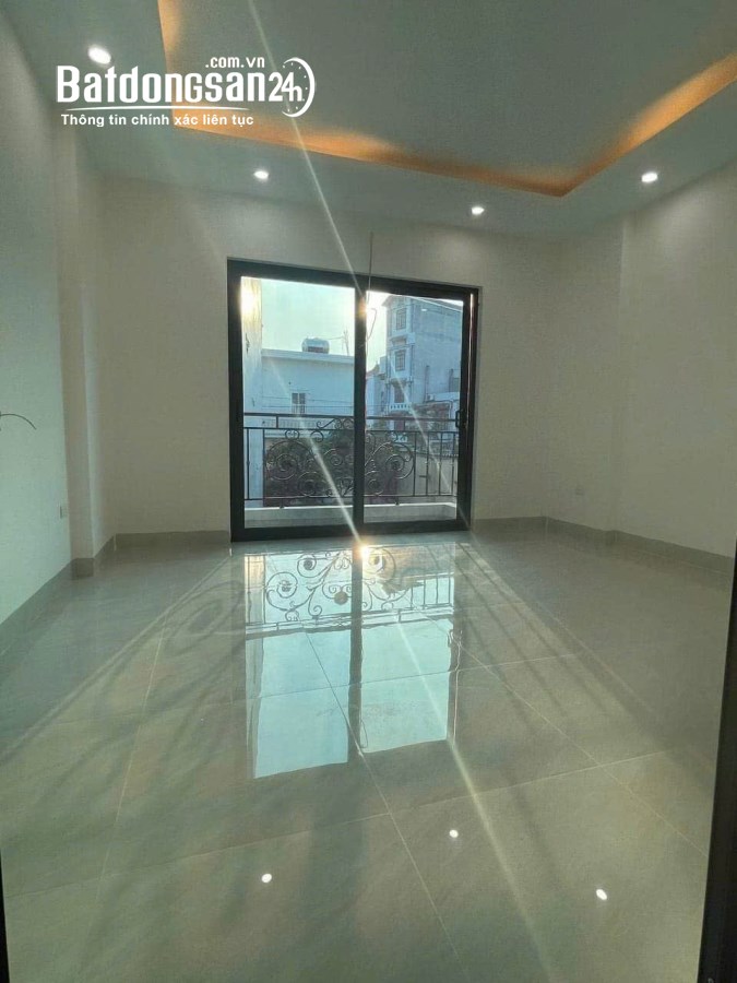 BÁN NHÀ 3,5 TẦNG GIÁ 2,45 TỶ, 2 LỐI THÔNG QL6, CẦU MAI LĨNH - BIÊN GIANG
