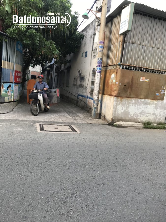 Chính chủ bán nhà phố đường Lâm Thị Hố, phường Tân Chánh Hiệp, quận 12, TP HCM