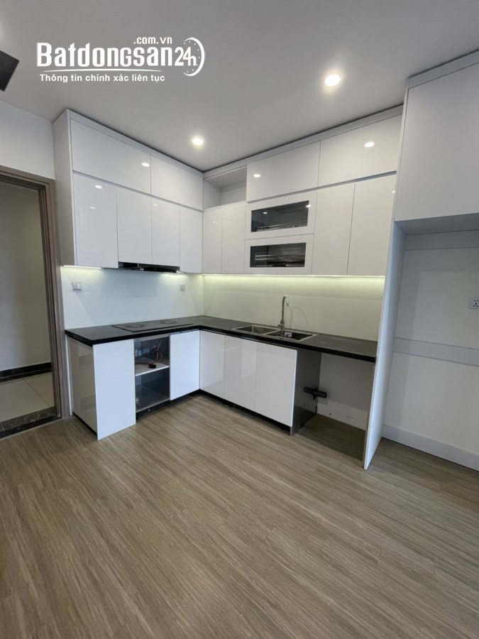 Bán 3PN2WC full đồ 80m view nội khu SA 5.3 tỷ BP Vinhomes Smart 