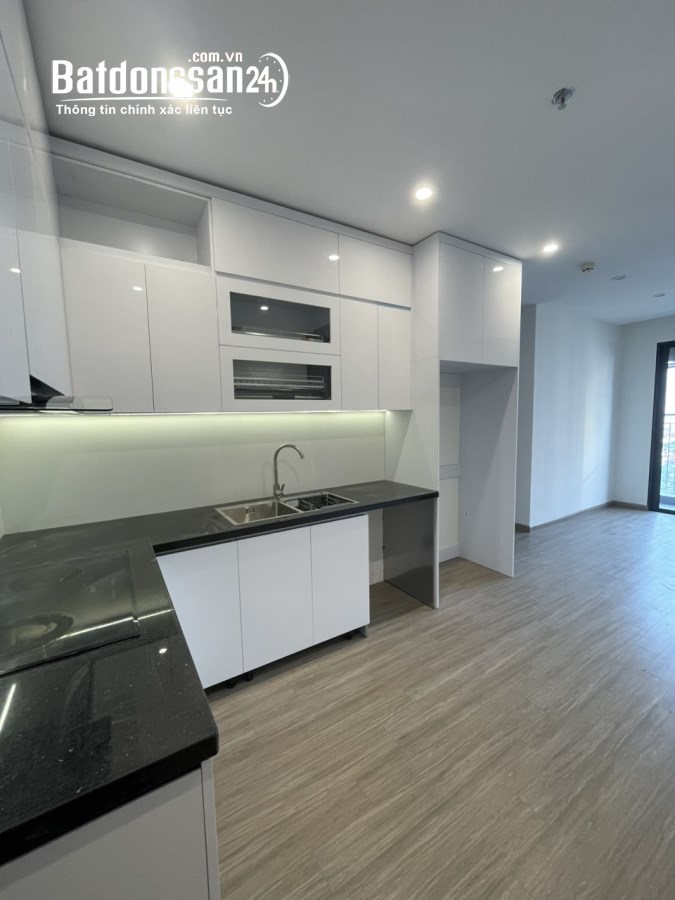 Bán 3PN2WC full đồ 80m view nội khu SA 5.3 tỷ BP Vinhomes Smart 