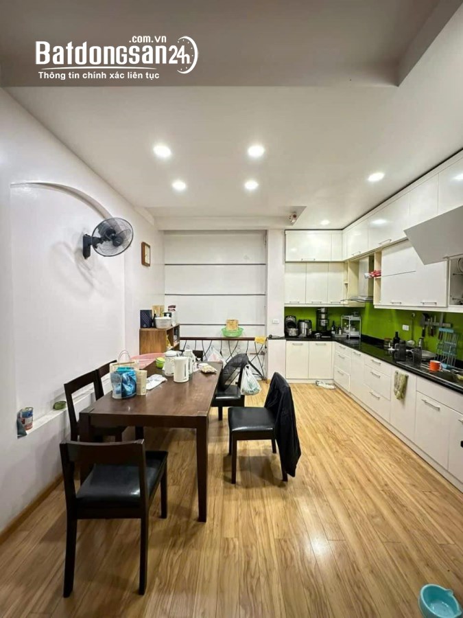Cho thuê nhà Nguyễn Chí Thanh, Láng Thượng - Đống Đa 65m x 5T - MT 4.5m giá 25tr