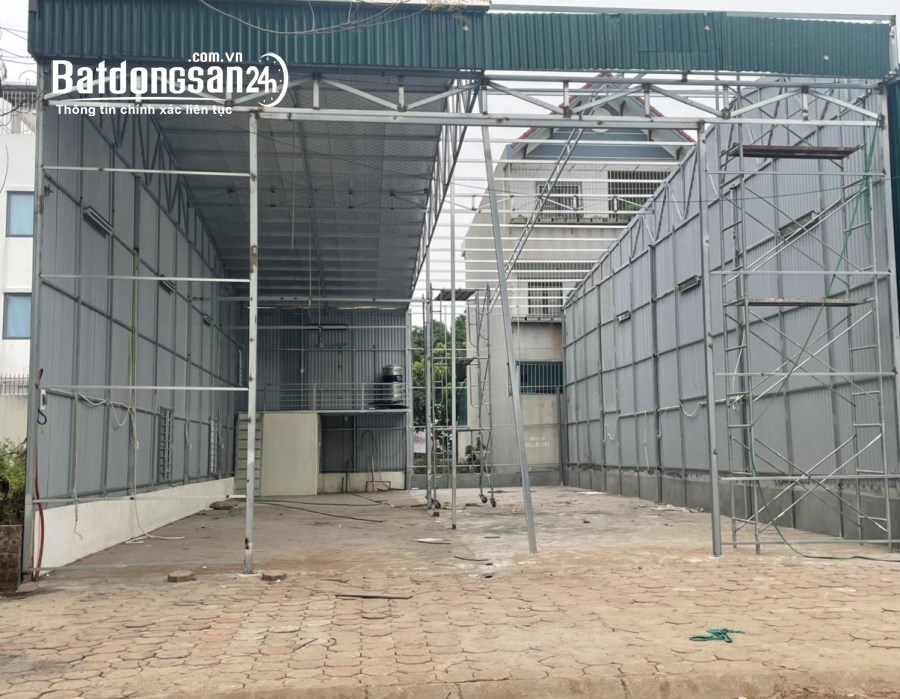 Bán đất Trâu Quỳ -trung tâm khu 31ha 136m2 mtien 5m2 đường 13m tặng nhà.0982852808