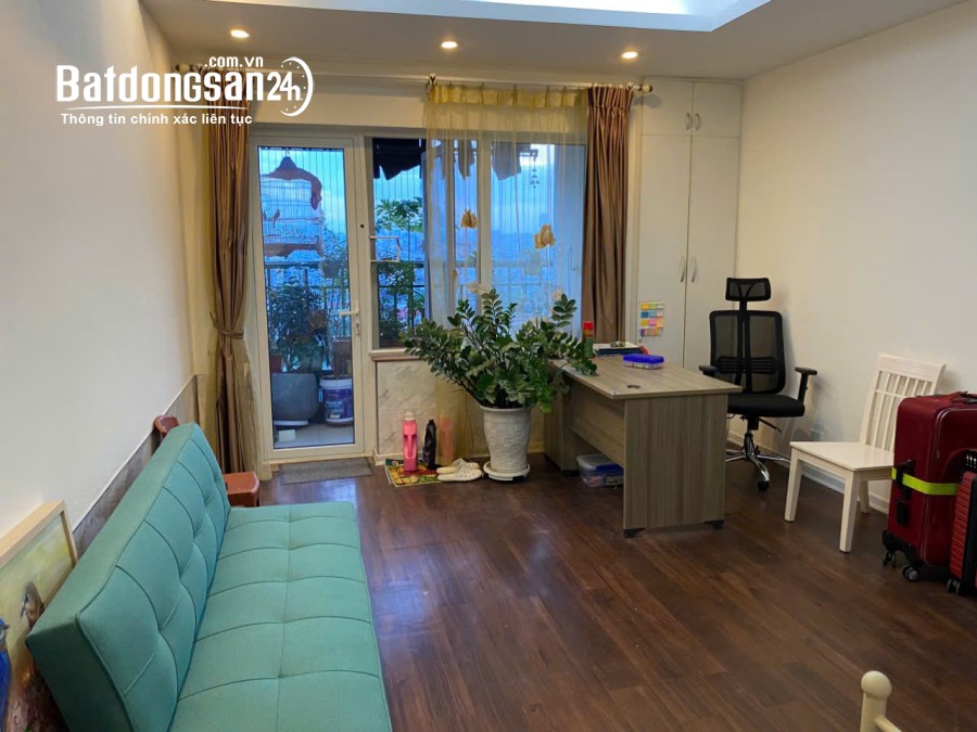 Chính chủ bán căn hộ tầng 10 chung cư Kinh Đô 93 Lò Đúc 94.6m2 giá 7.xx tỷ