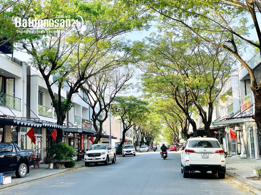 Bán đất nền và nhà thô Trục Shophouse FPT City Đà Nẵng giá đầu tư