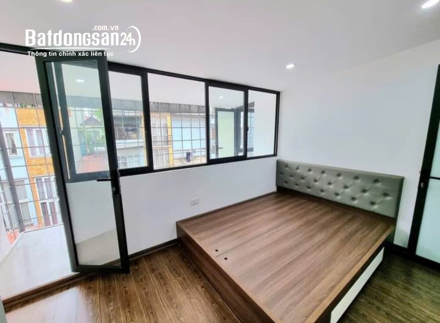 Bán tập thể A1 Mai Dịch Cầu Giấy 86m - 3 ngủ 2 VS giá 3.1 tỷ - nhà đẹp, 2 thoáng