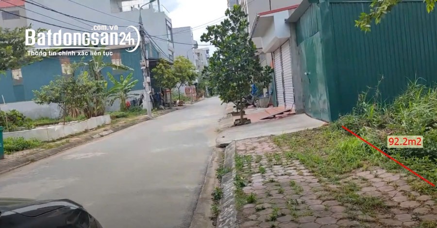 Bán đất Dịch Vụ Cựu Quán: Dt 92m2* mặt tiền 7.35m* đường 10m* giá đầu tư. Lh 0382.703